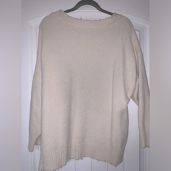 Zara oversized Blonde distressed sweater Rare! - Picture 2 of 4